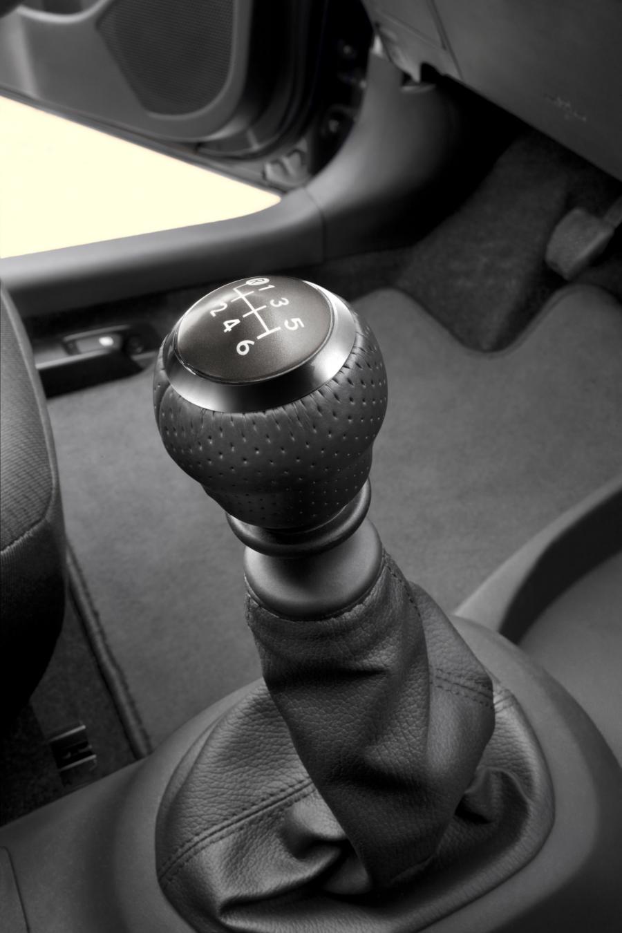  Toyota Yaris 2009 года  (фото 9 из 59)